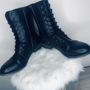 Charlotte Rouse Boots